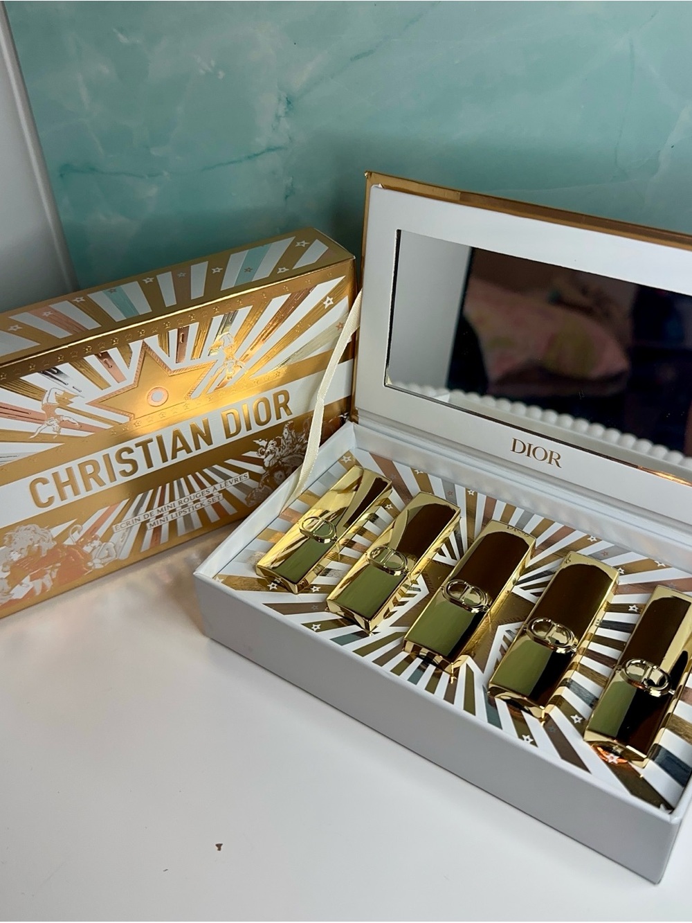 DIOR Exclusive Holiday 5pc Luxurious Lipstick Set with Mirror New w/box & Bag - Picture 3 of 7